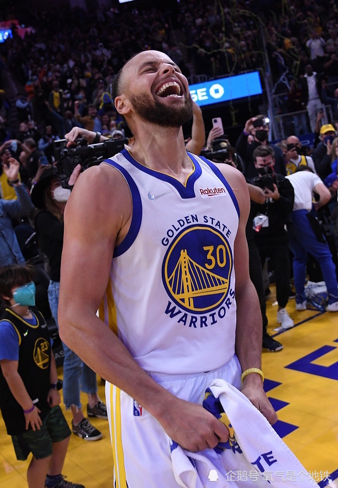 九游体育app-中超赛程吃紧，休斯敦火箭赛前绝杀压哨，质疑声仍在，更衣室氛围转暖-九游体育app